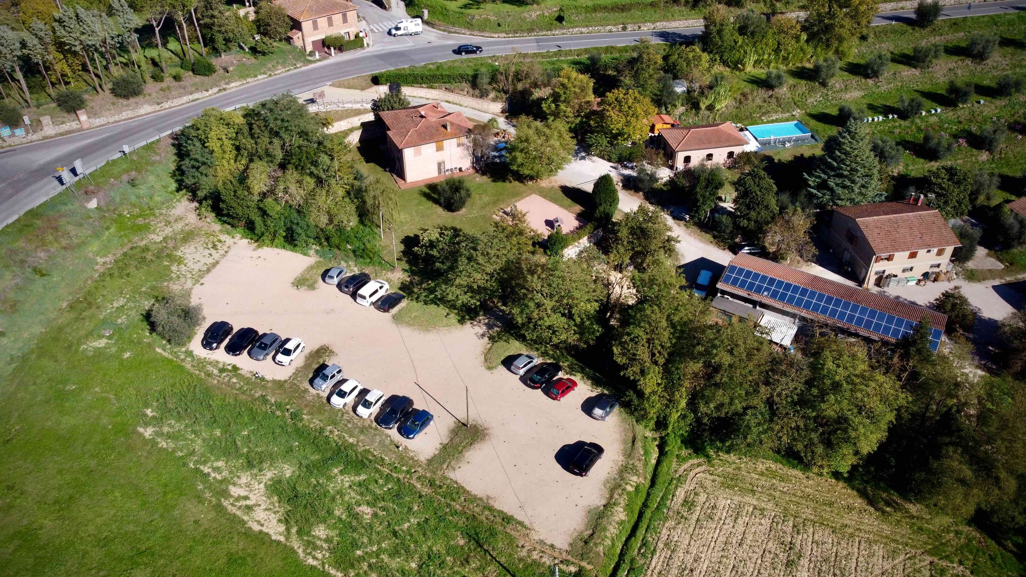 Area sosta camper Toscana: vista e comfort a Chiusi in Camper